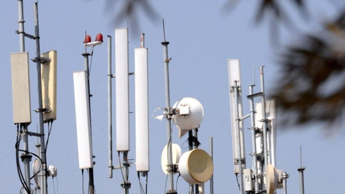 TRAI ಪೂರ್ಣ ಸ್ಪೆಕ್ಟ್ರಮ್ ದಾಸ್ತಾನು ಮಾರಾಟವನ್ನು ಶಿಫಾರಸು ಮಾಡುತ್ತದೆ, ಕಡಿಮೆ ಪ್ರವೇಶ ಅಡೆತಡೆಗಳು ಮತ್ತು 35% ಮಾರುಕಟ್ಟೆ ಬಂಡವಾಳವನ್ನು ಪ್ರಸ್ತಾಪಿಸುತ್ತದೆ